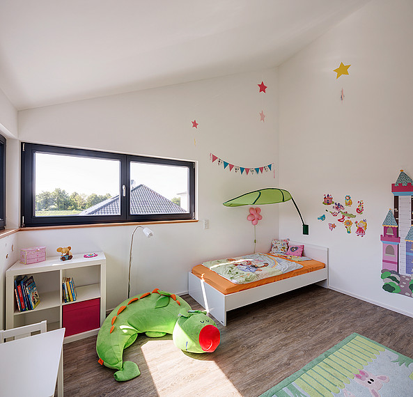 Fertighaus mit Einliegerwohnung: Kinderzimmer